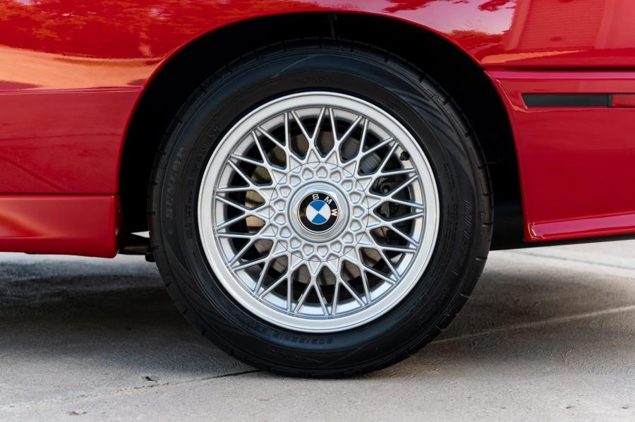 Колеса BMW M3 Coupe (E30) 1988 года  (NA) (фото 81 из 231)